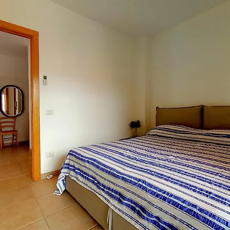 Miki1 - Con Piscina E Campo Da Tennis Appartement *