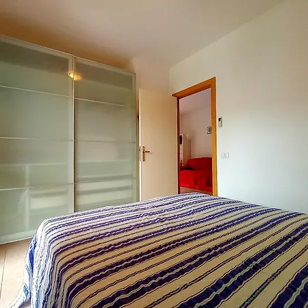 Miki1 - Con Piscina E Campo Da Tennis