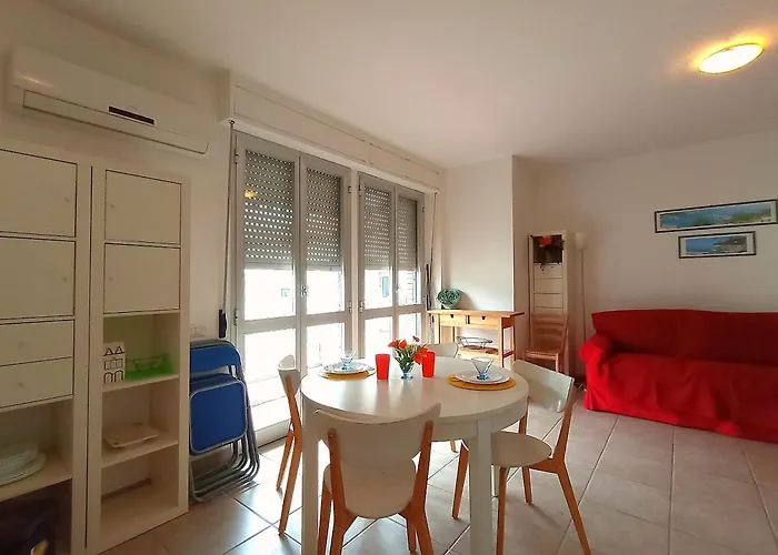 Miki1 - Con Piscina E Campo Da Tennis *